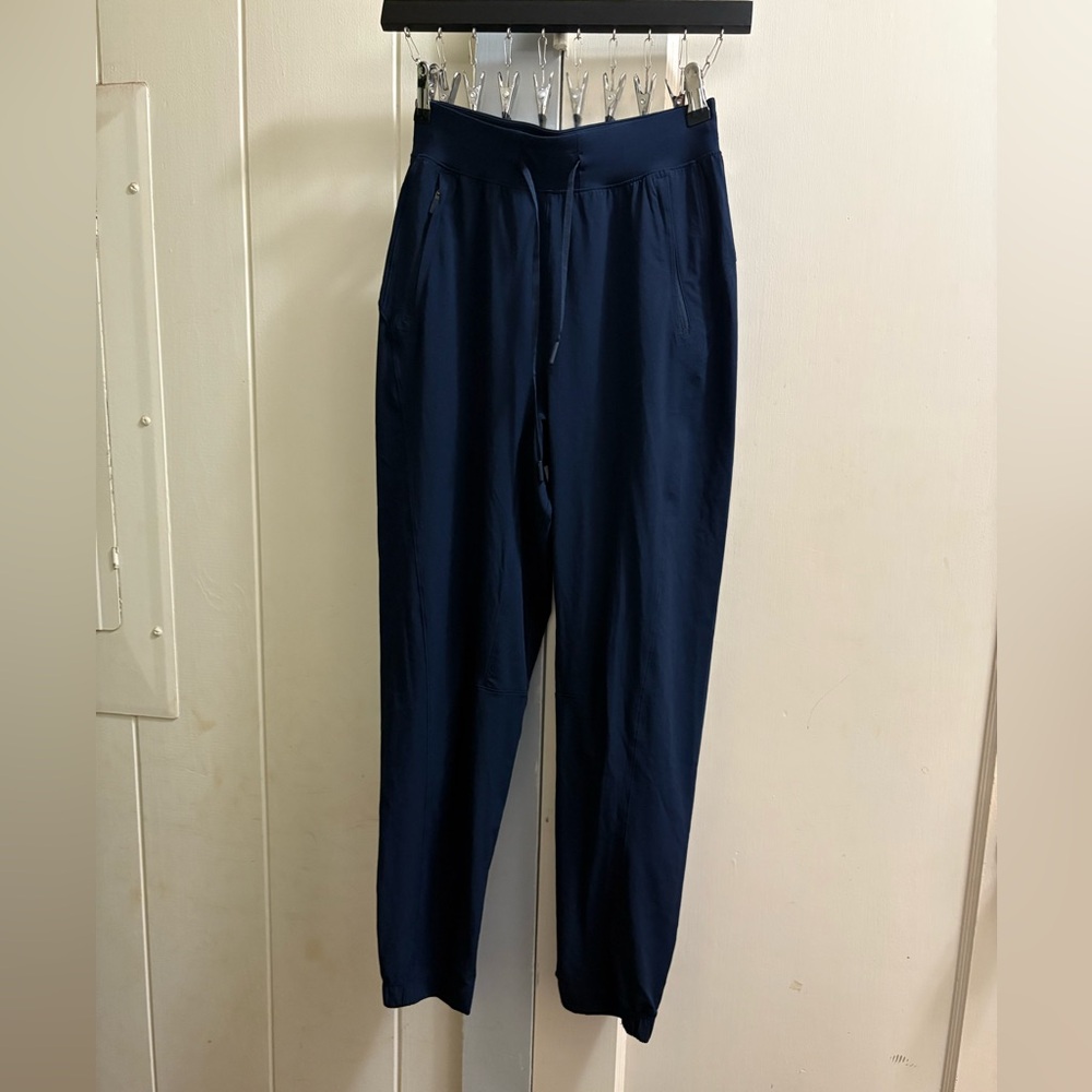 EUC Lululemon License To Train High Rise Pant